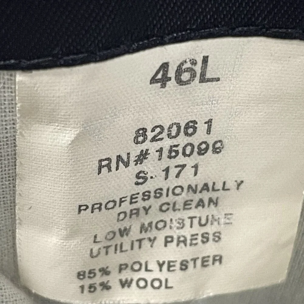 David Taylor Navy Wool Blend 2 Gold Button Vented Blazer Sport Coat Size 46L